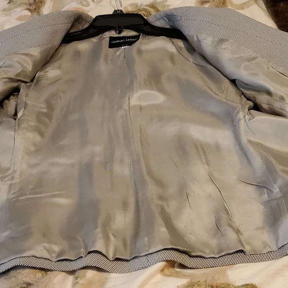 Giorgio Armani blazer - Picture 8 of 10
